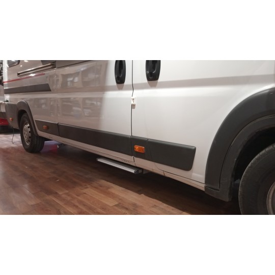 Fiat Ducato Electric Sliding Step | Modifero
