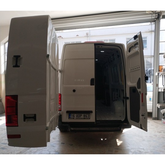 Box posteriore 2160 L per Volkswagen Crafter (2017–Present) | Vano esterno
